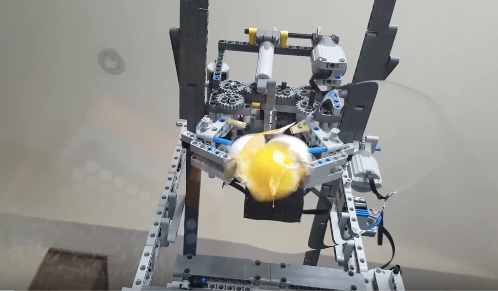 LEGO breakfast machine